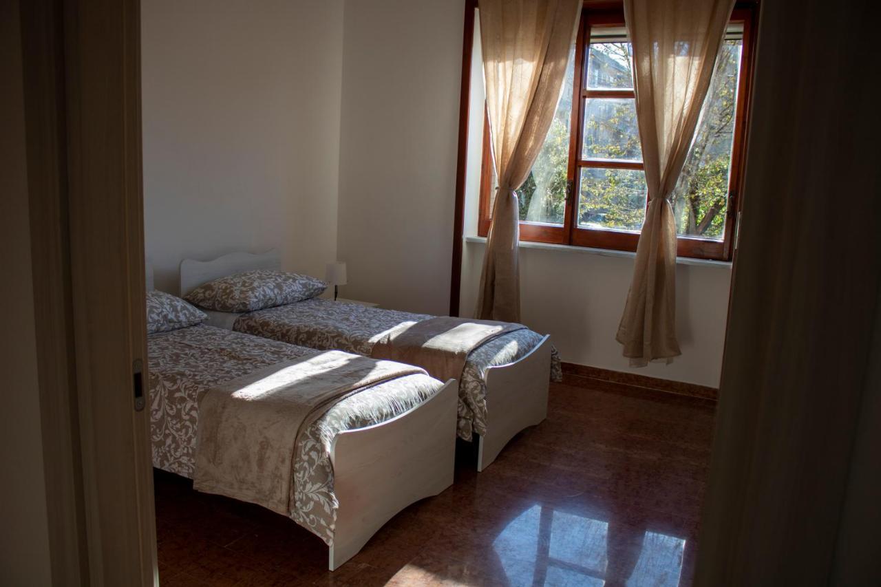 Nuova Luna Salerno Exterior foto