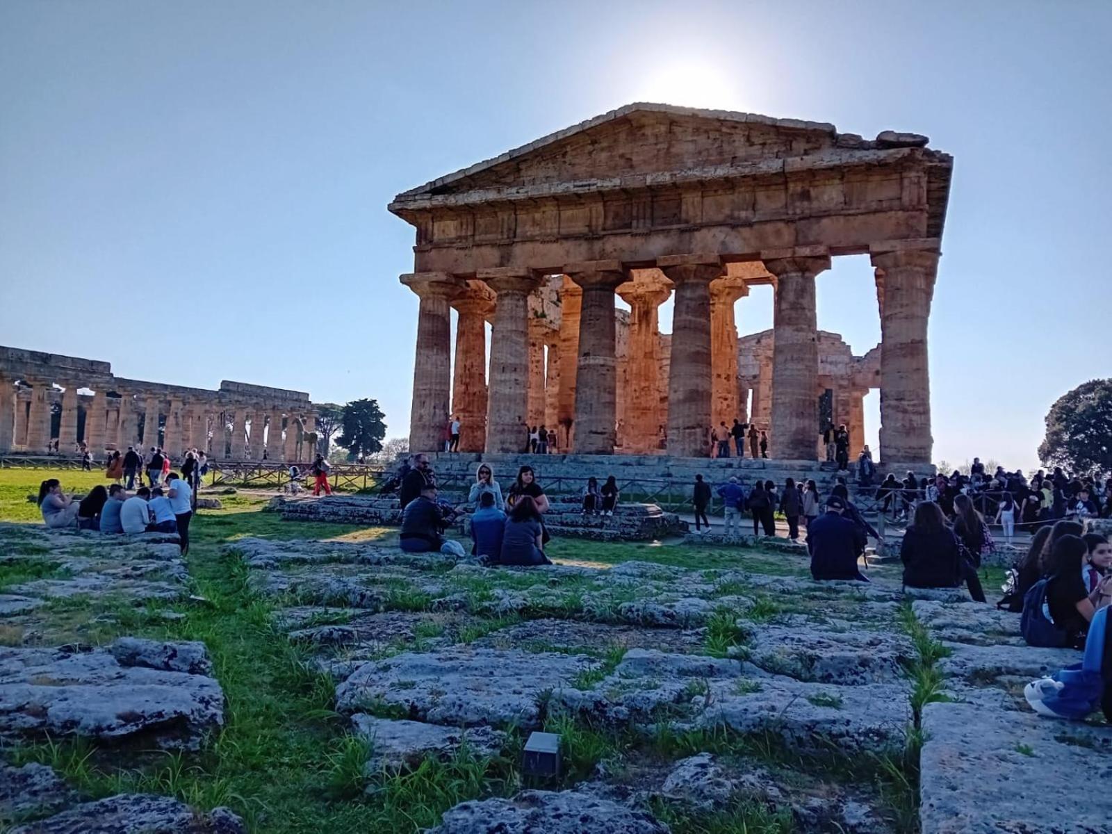 Nuova Luna Salerno Exterior foto